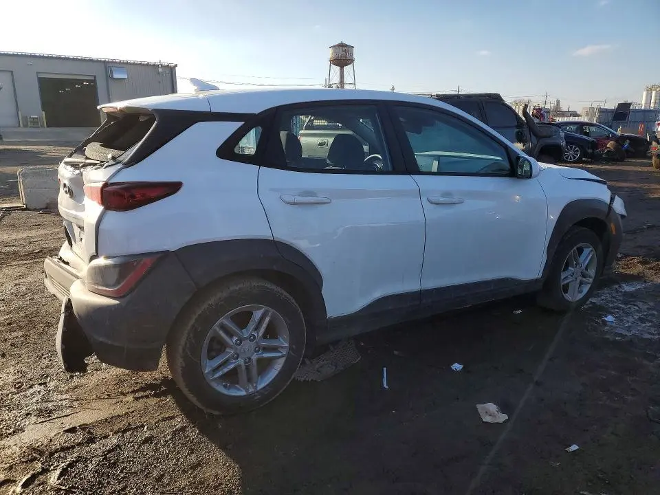 2022 HYUNDAI KONA SE  