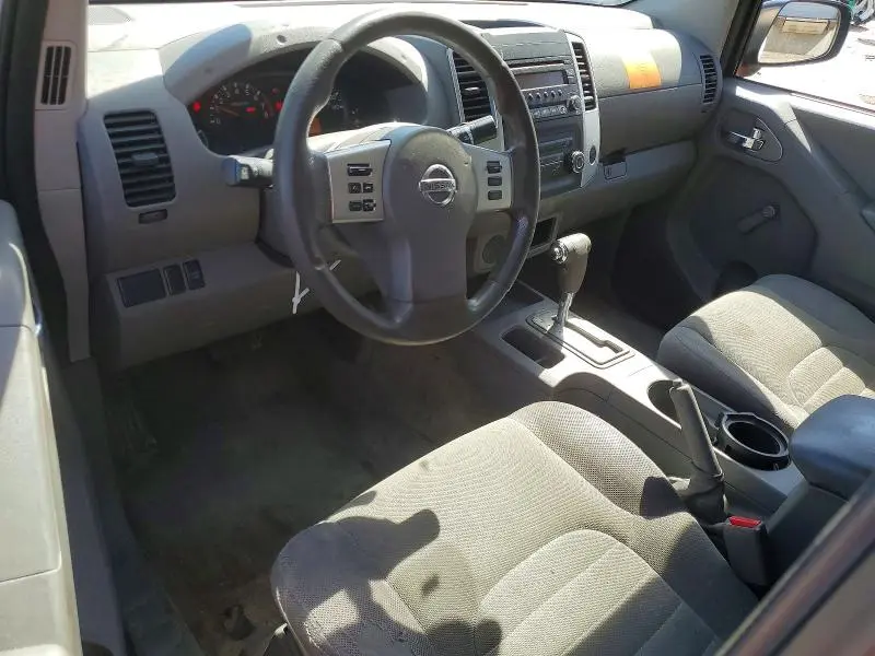 2015 NISSAN FRONTIER S  