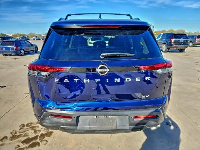 2022 NISSAN PATHFINDER SV  