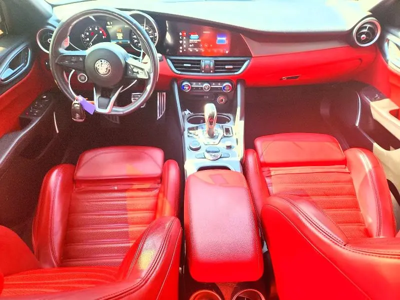2020 ALFA ROMEO GIULIA TI  