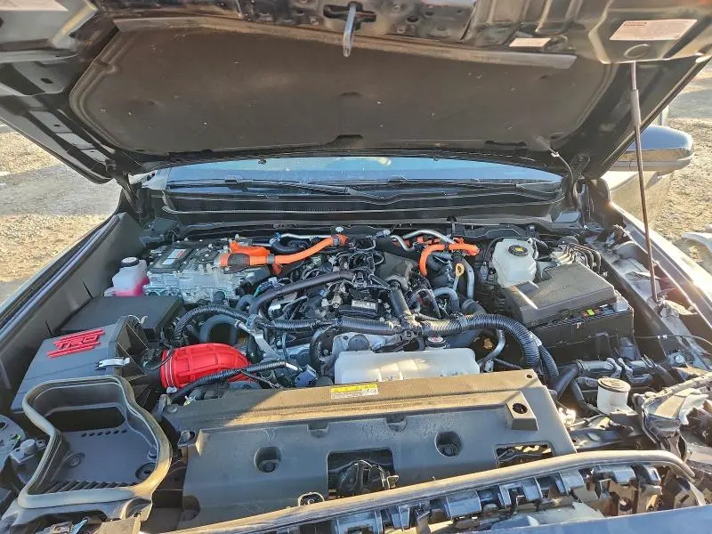 2024 TOYOTA TACOMA DOUBLE CAB  