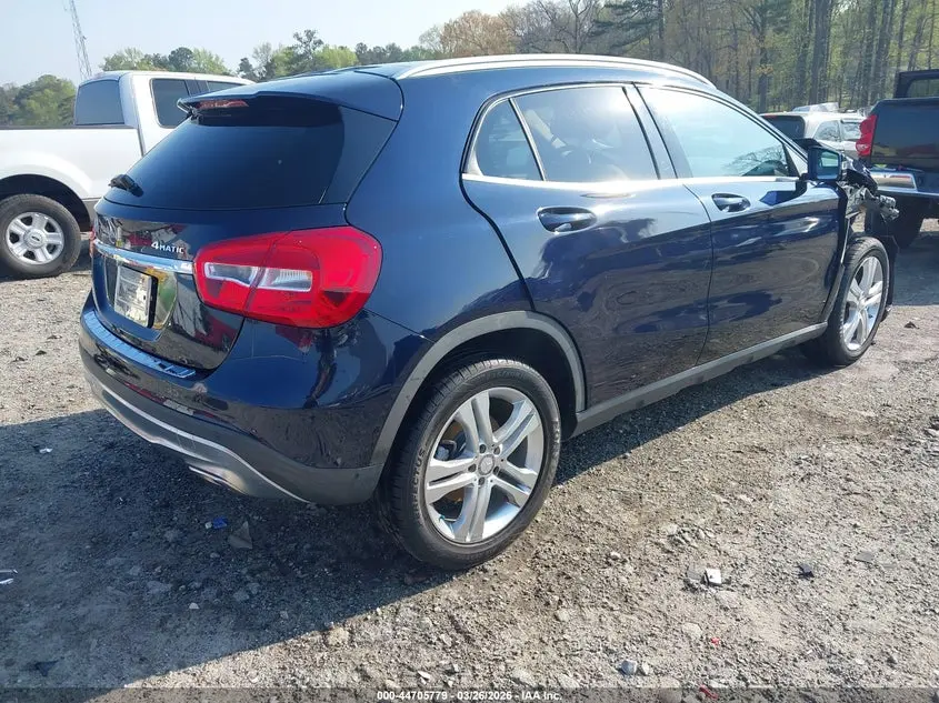 2017 MERCEDES-BENZ GLA 250 4MATIC
