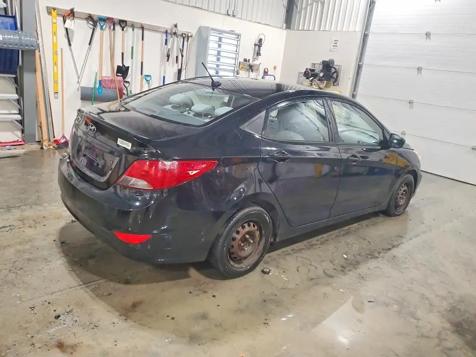 2015 HYUNDAI ACCENT GLS  