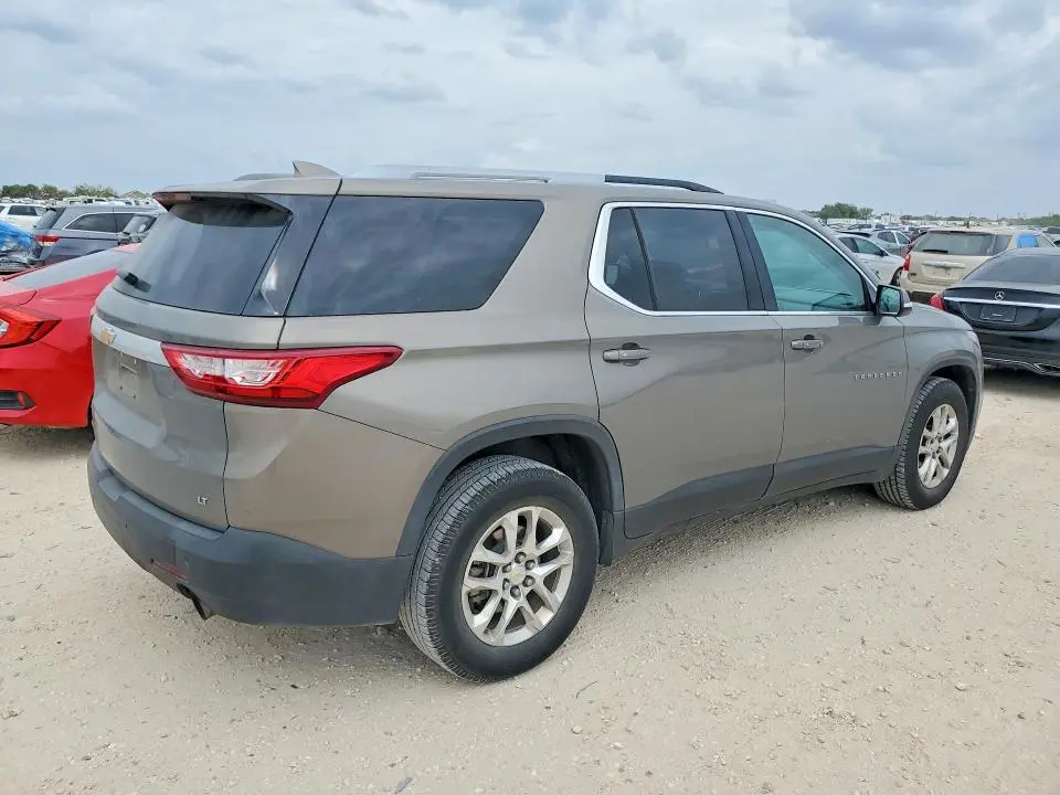 2018 CHEVROLET TRAVERSE LT  