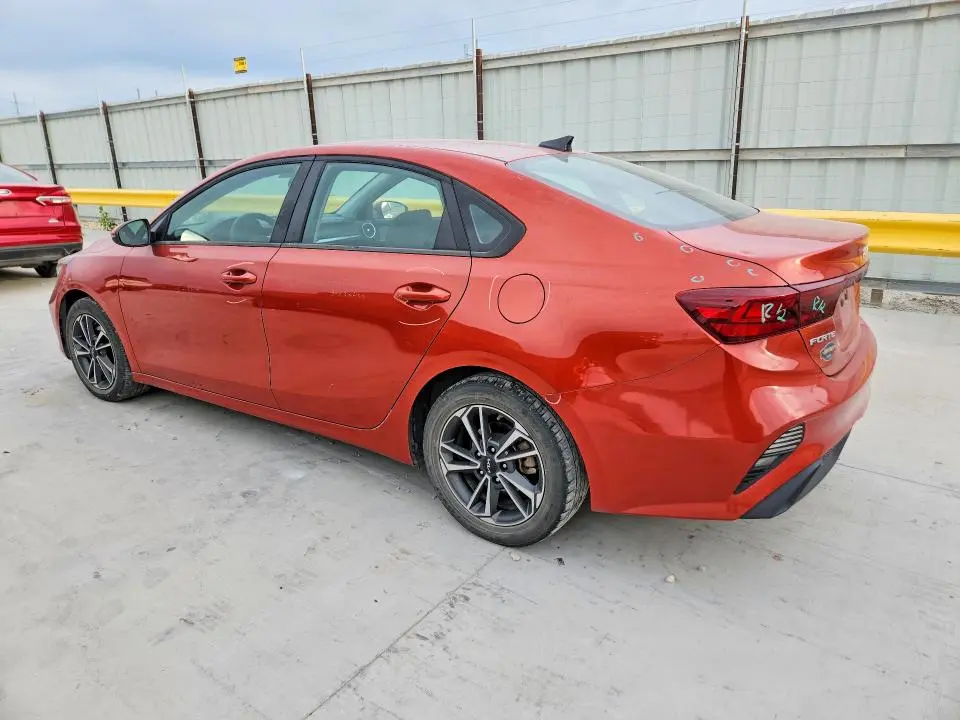2022 KIA FORTE LXS  