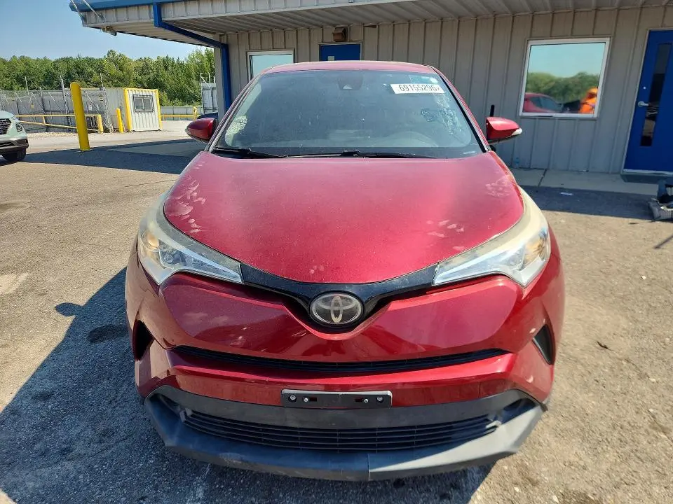 2018 TOYOTA C-HR XLE  