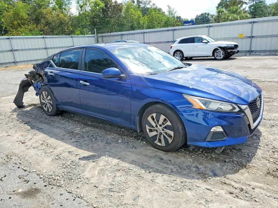 2019 NISSAN ALTIMA S  
