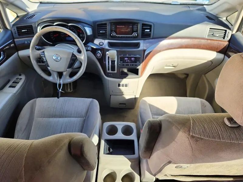 2017 NISSAN QUEST SV  