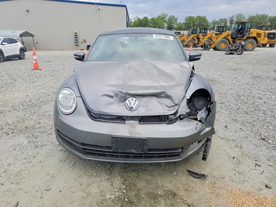2013 VOLKSWAGEN BEETLE   