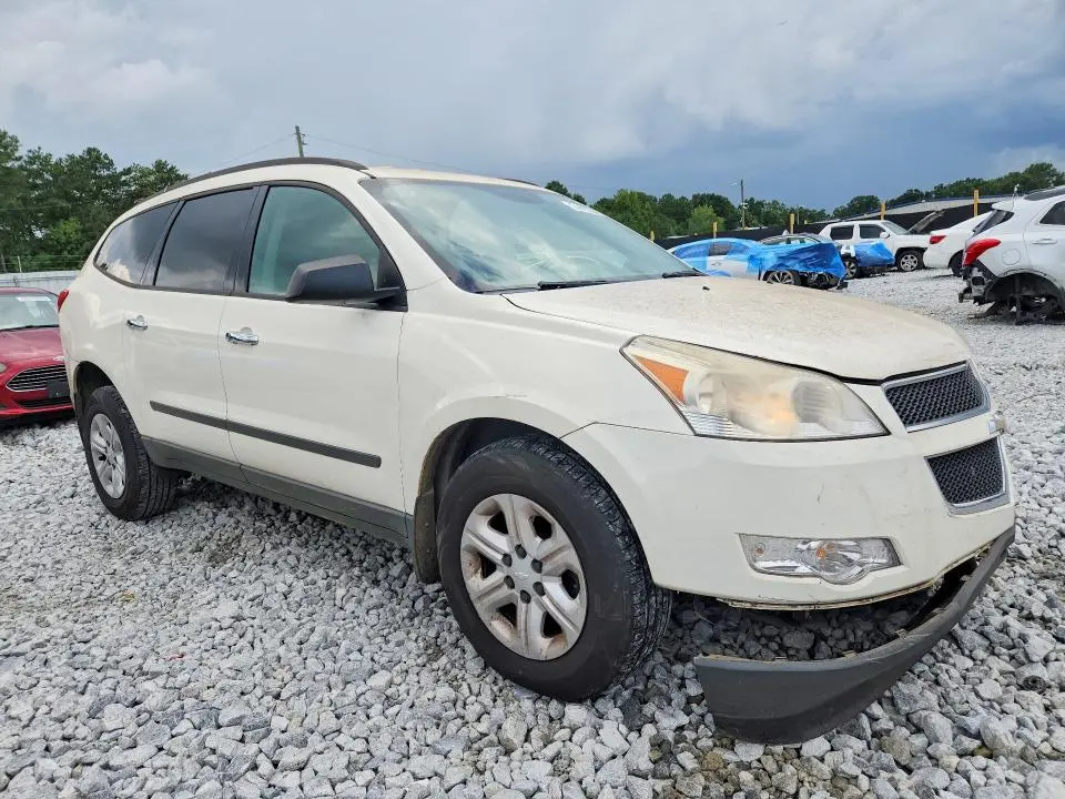 2012 CHEVROLET TRAVERSE LS  