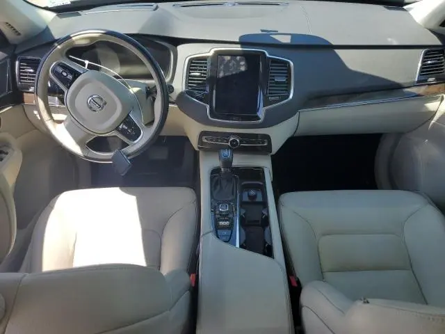 2018 VOLVO XC90 T6  