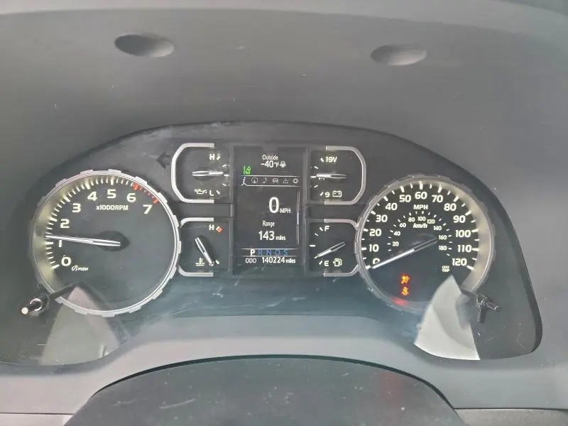 2020 TOYOTA TUNDRA SR5  