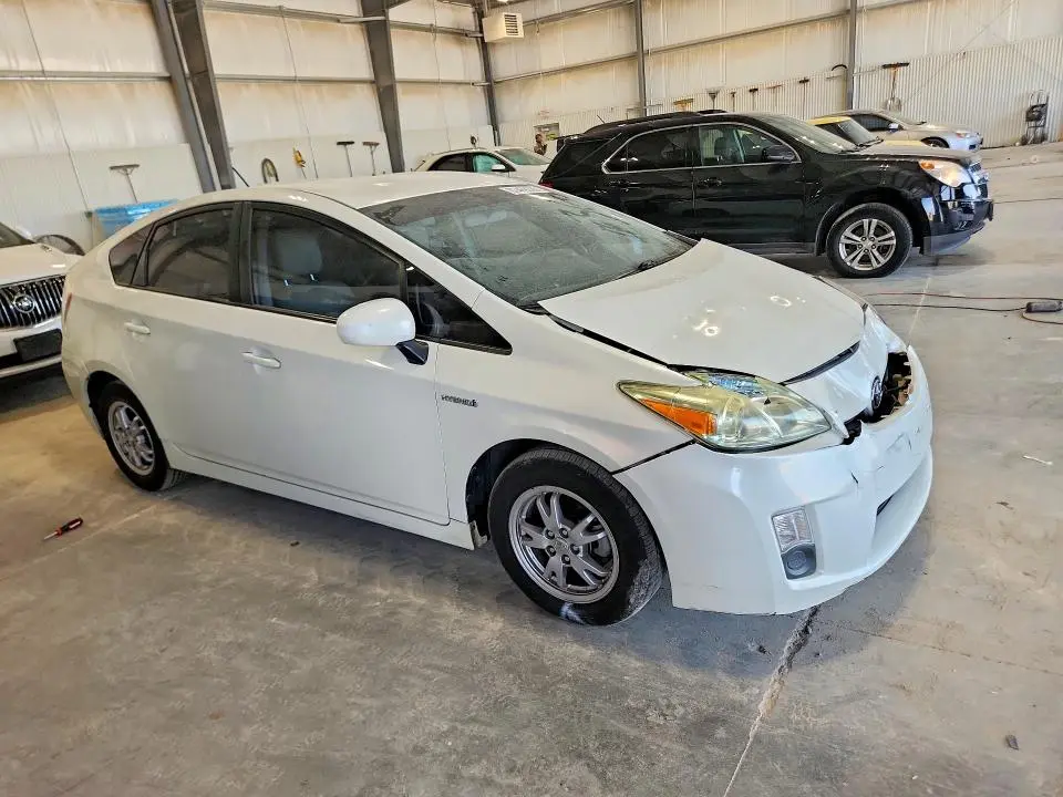 2011 TOYOTA PRIUS TWO  