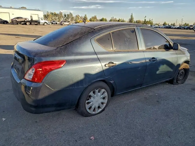 2015 NISSAN VERSA S  