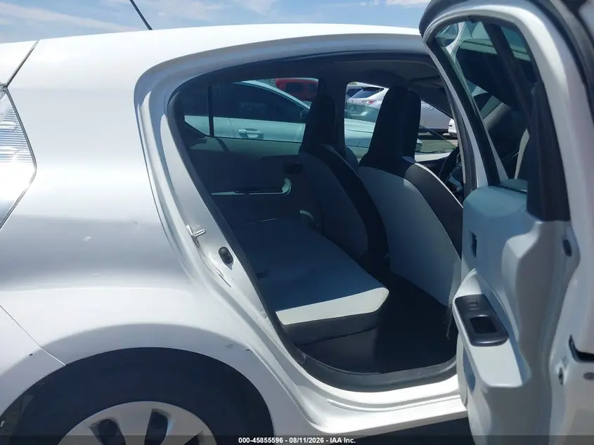 2013 TOYOTA PRIUS C ONE