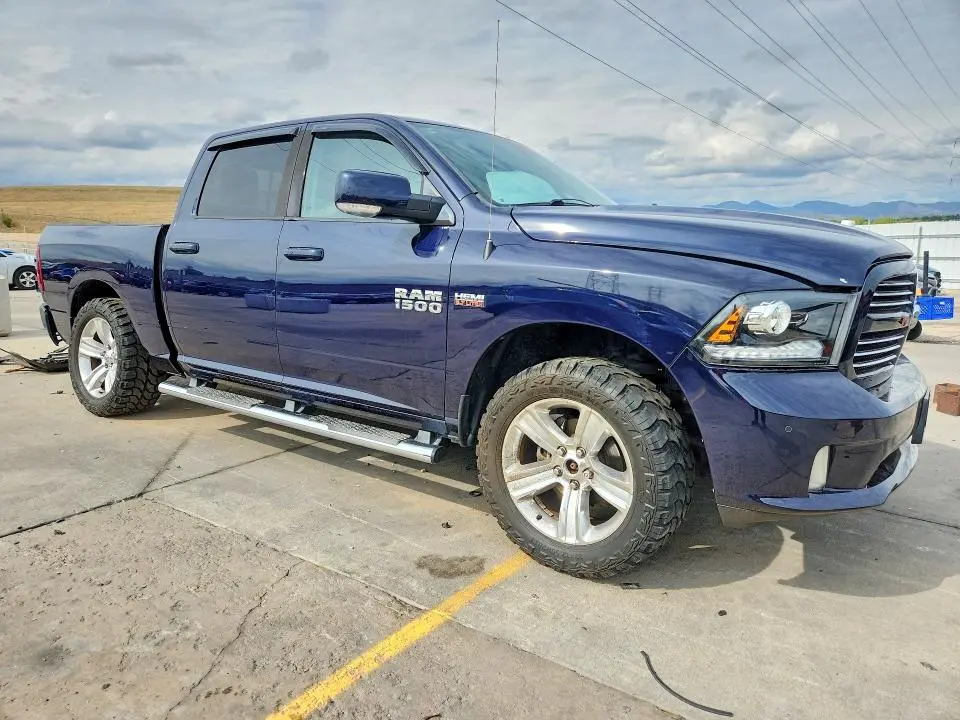 2015 RAM 1500 SPORT  