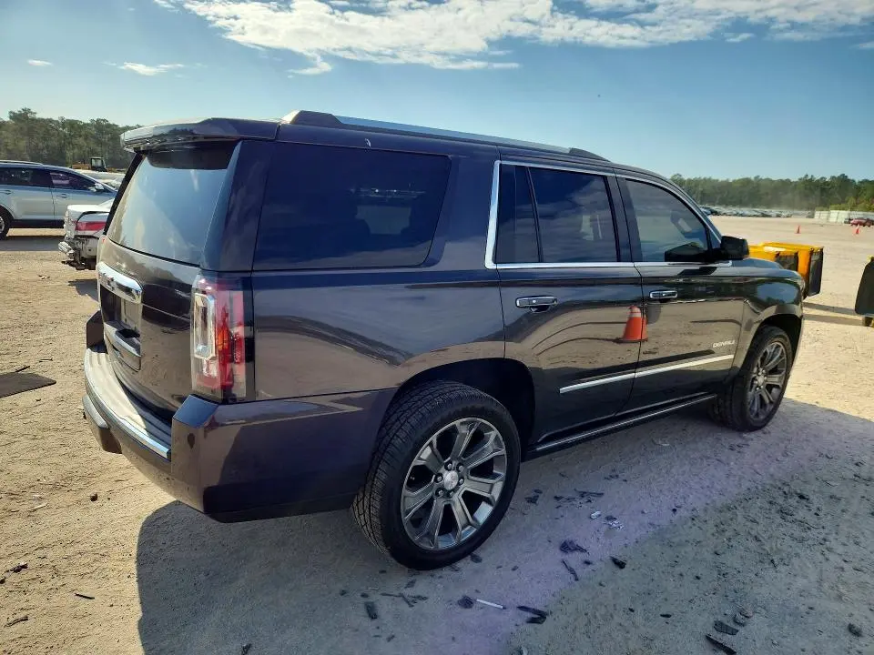 2017 GMC YUKON DENALI  