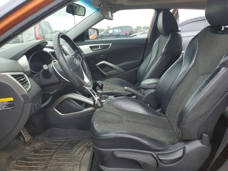 2012 HYUNDAI VELOSTER BASE  