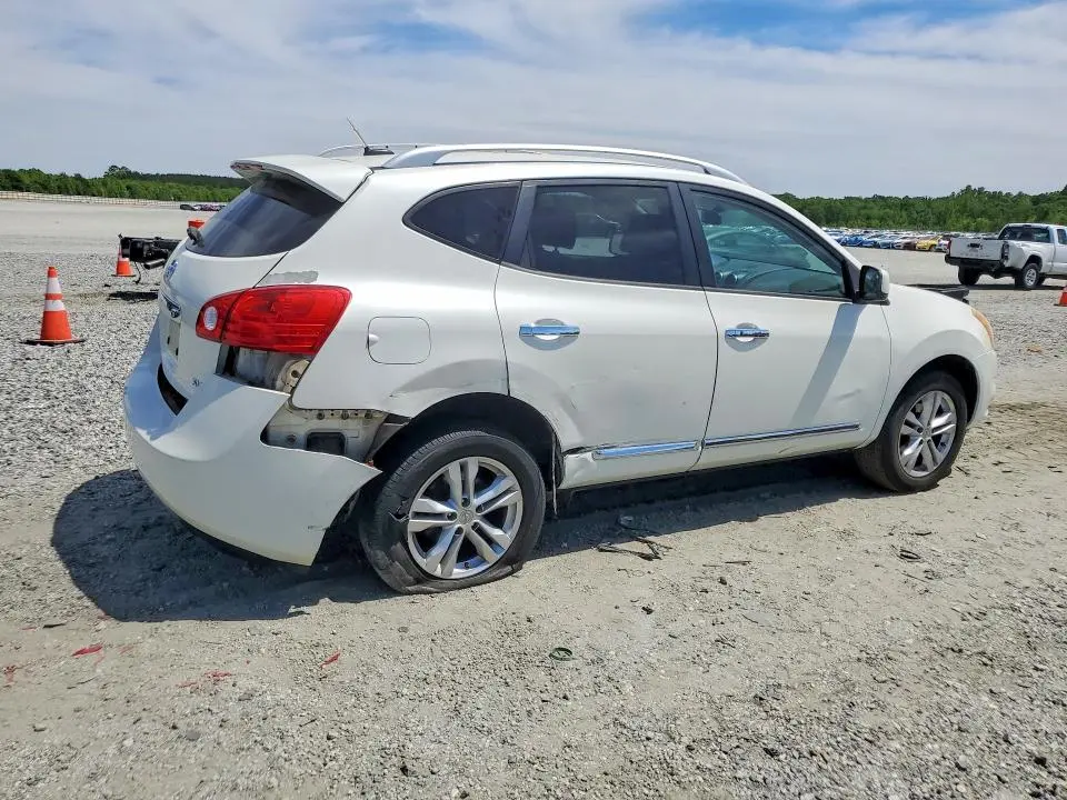2013 NISSAN ROGUE S  