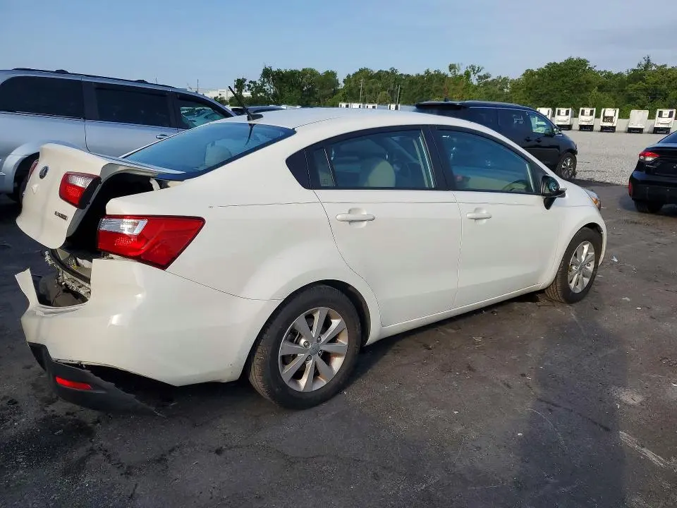 2015 KIA RIO EX  