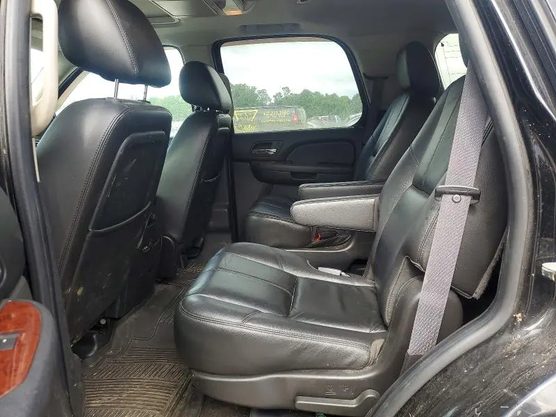 2011 CHEVROLET TAHOE K1500 LT  