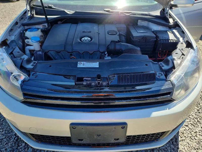 2010 VOLKSWAGEN JETTA S  