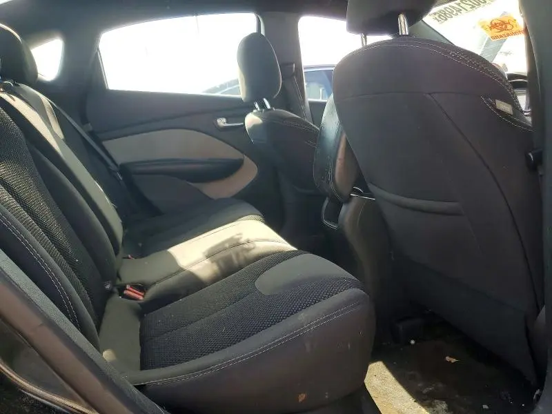 2015 DODGE DART SXT  