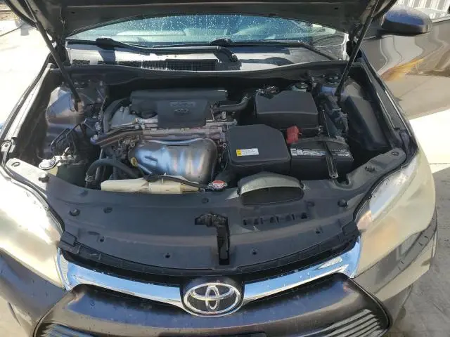 2016 TOYOTA CAMRY LE  