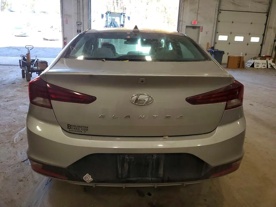 2020 HYUNDAI ELANTRA SEL  