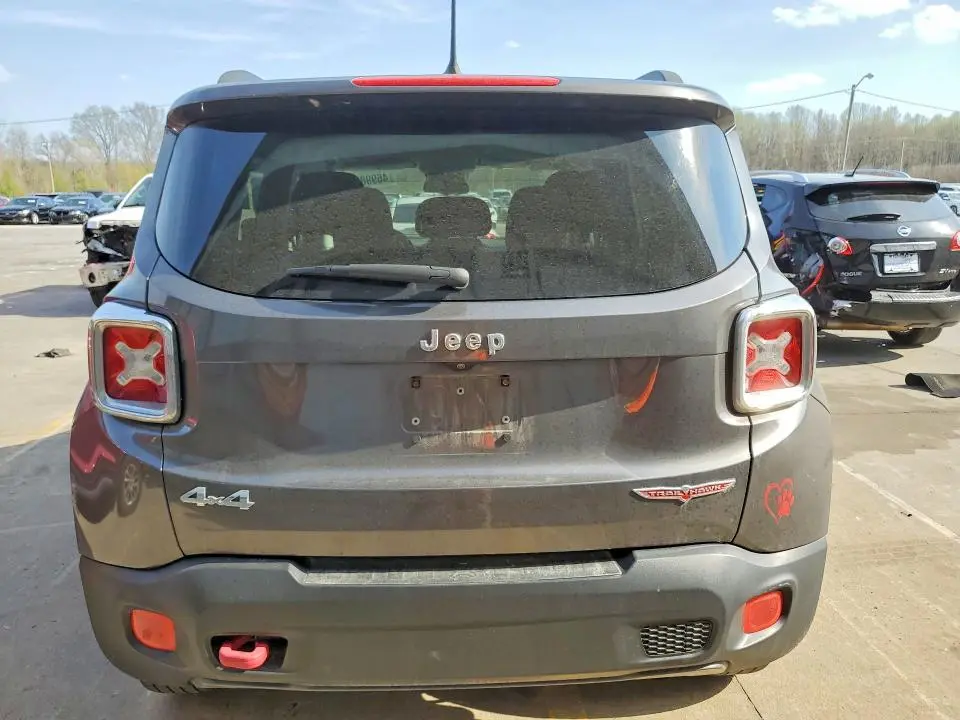 2016 JEEP RENEGADE TRAILHAWK  