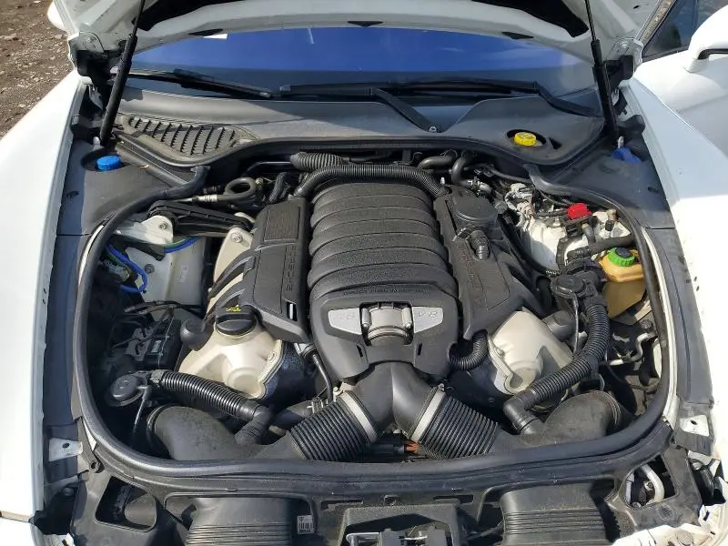 2015 PORSCHE PANAMERA GTS  