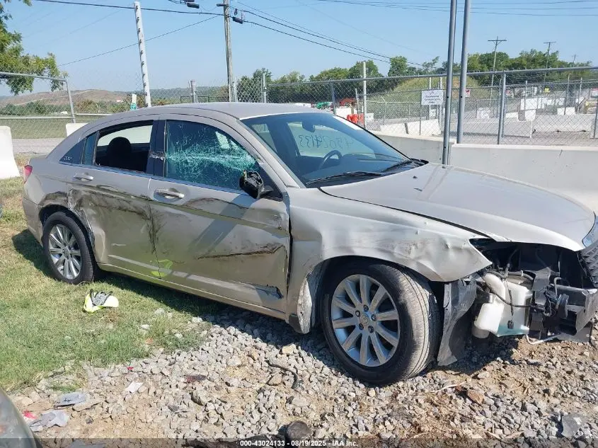 2013 CHRYSLER 200 TOURING