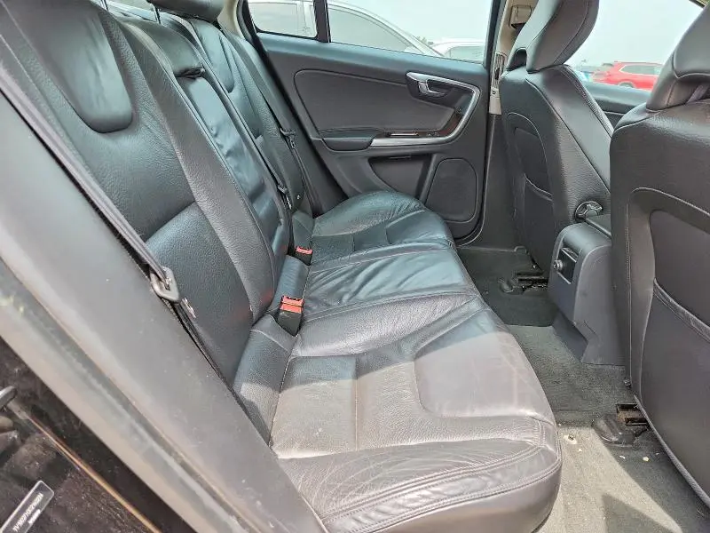 2012 VOLVO S60 T6  