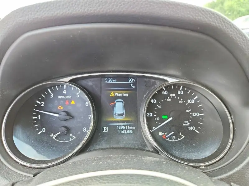 2016 NISSAN ROGUE SV  