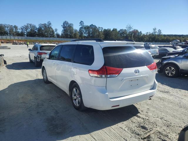 2014 TOYOTA SIENNA LE