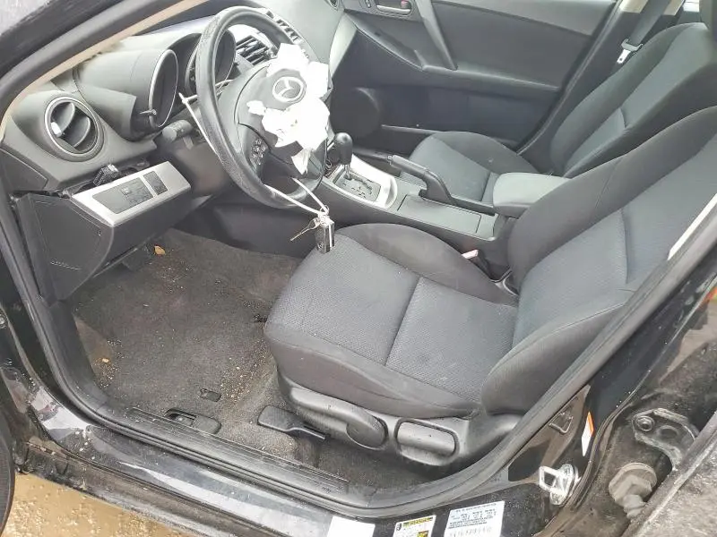 2011 MAZDA 3   
