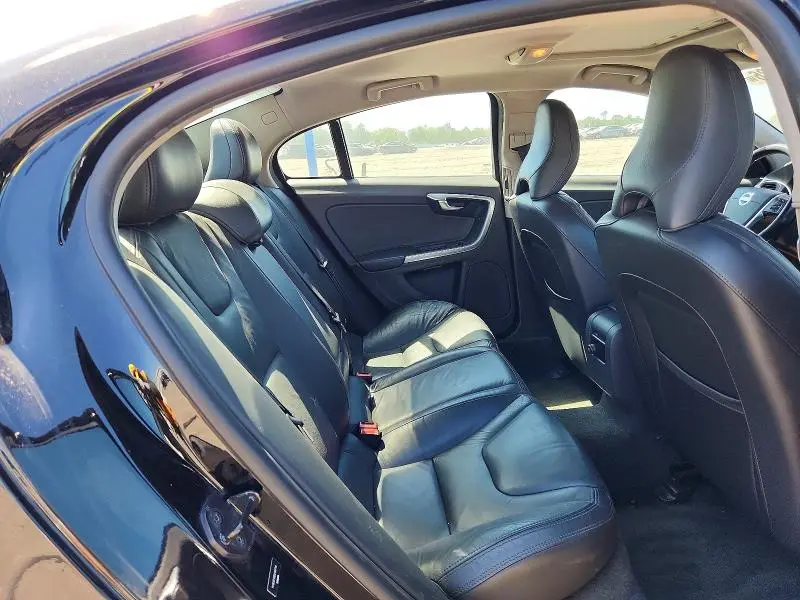 2013 VOLVO S60 T5  