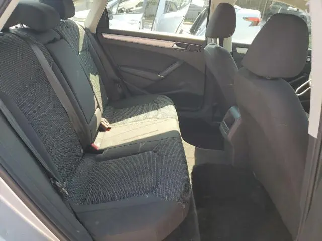 2017 VOLKSWAGEN PASSAT S