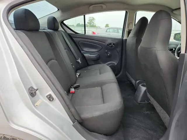 2016 NISSAN VERSA S  