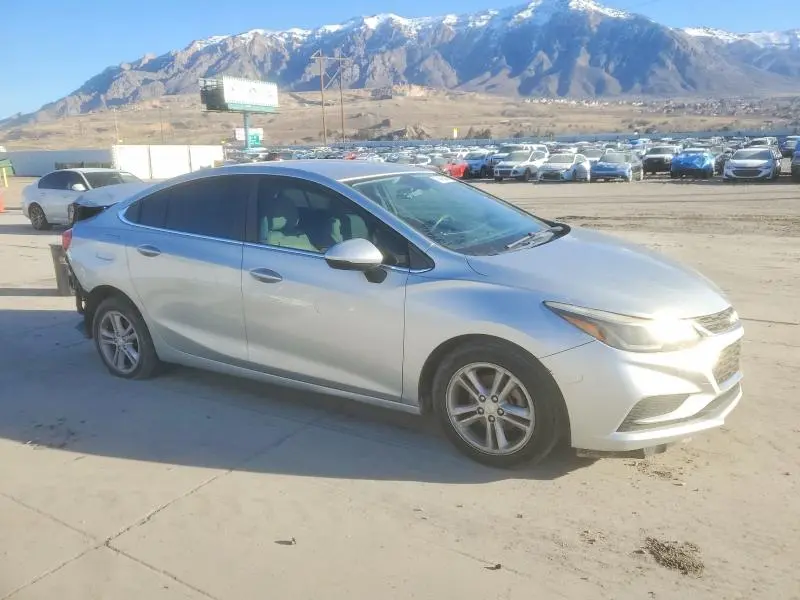 2016 CHEVROLET CRUZE LT  