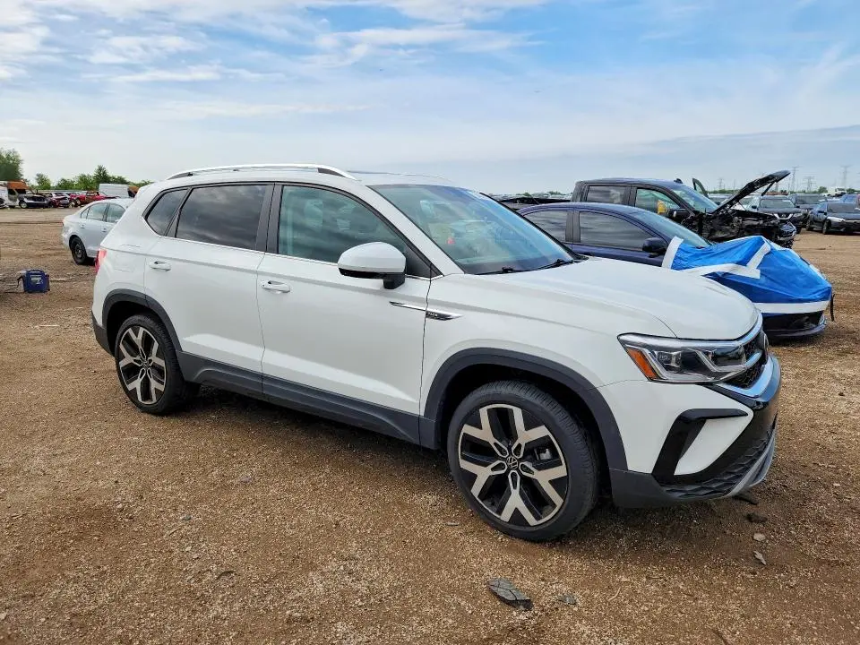 2023 VOLKSWAGEN TAOS SEL  