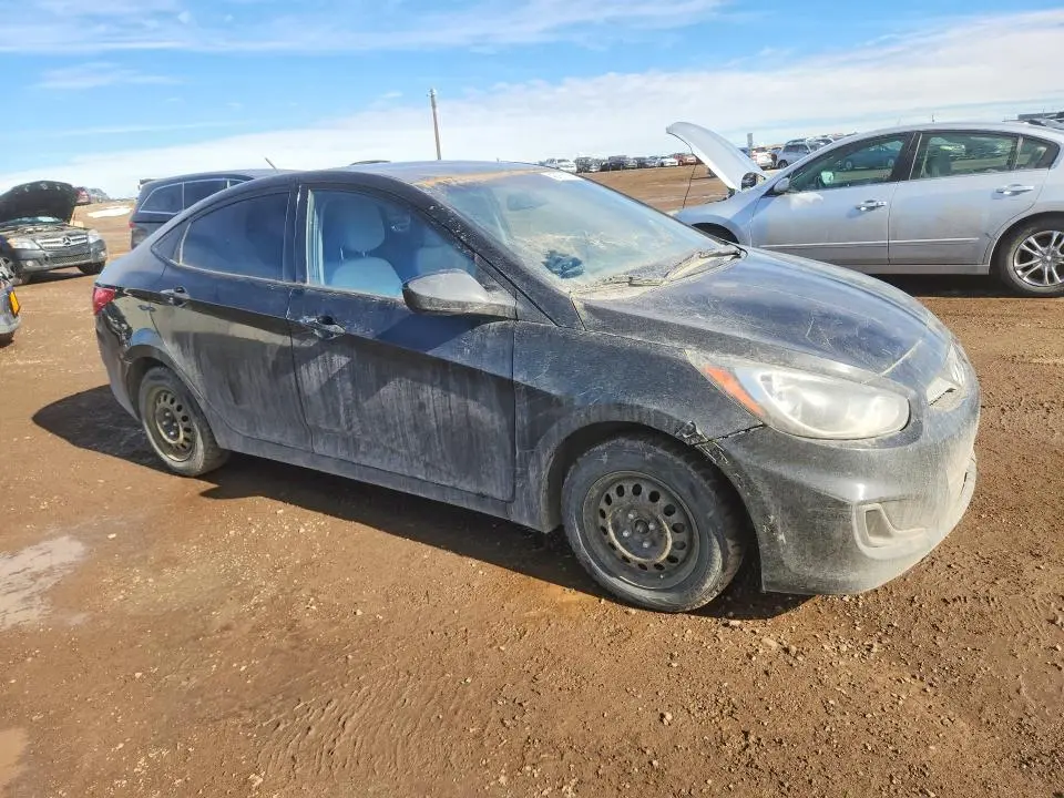 2012 HYUNDAI ACCENT GLS  