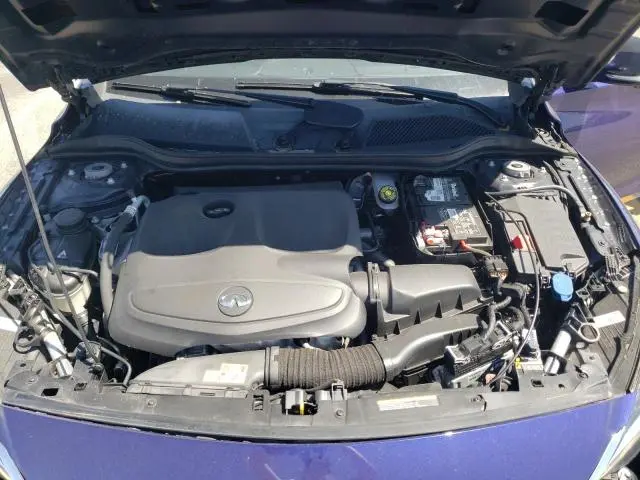2017 INFINITI QX30 BASE  