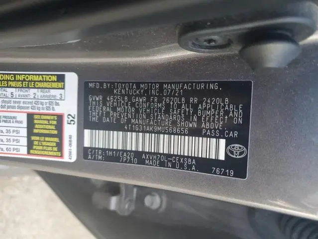 2021 TOYOTA CAMRY SE  