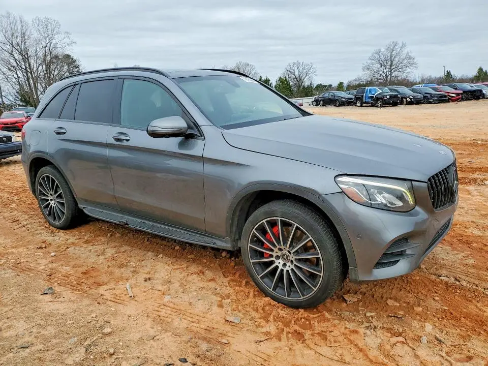 2019 MERCEDES-BENZ GLC 300  