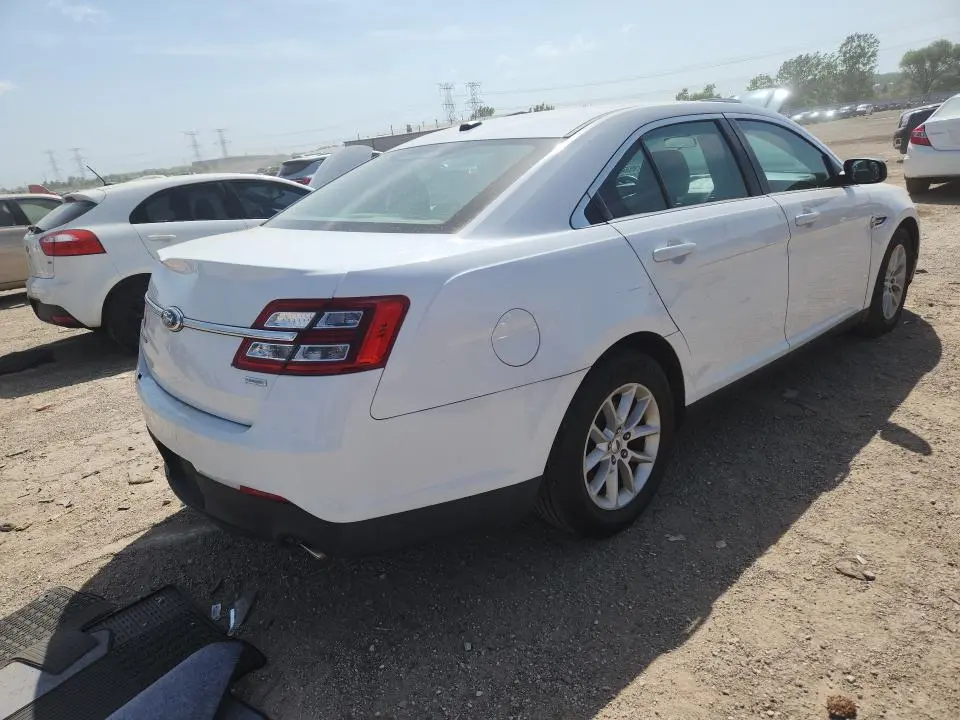 2013 FORD TAURUS SE  
