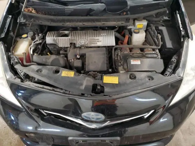 2013 TOYOTA PRIUS V   