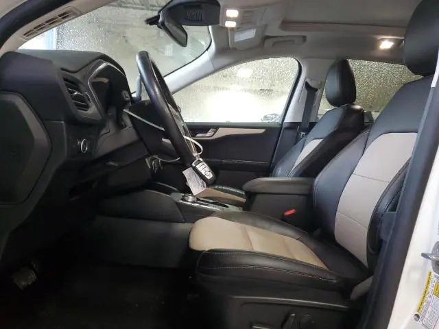 2022 FORD ESCAPE TITANIUM  