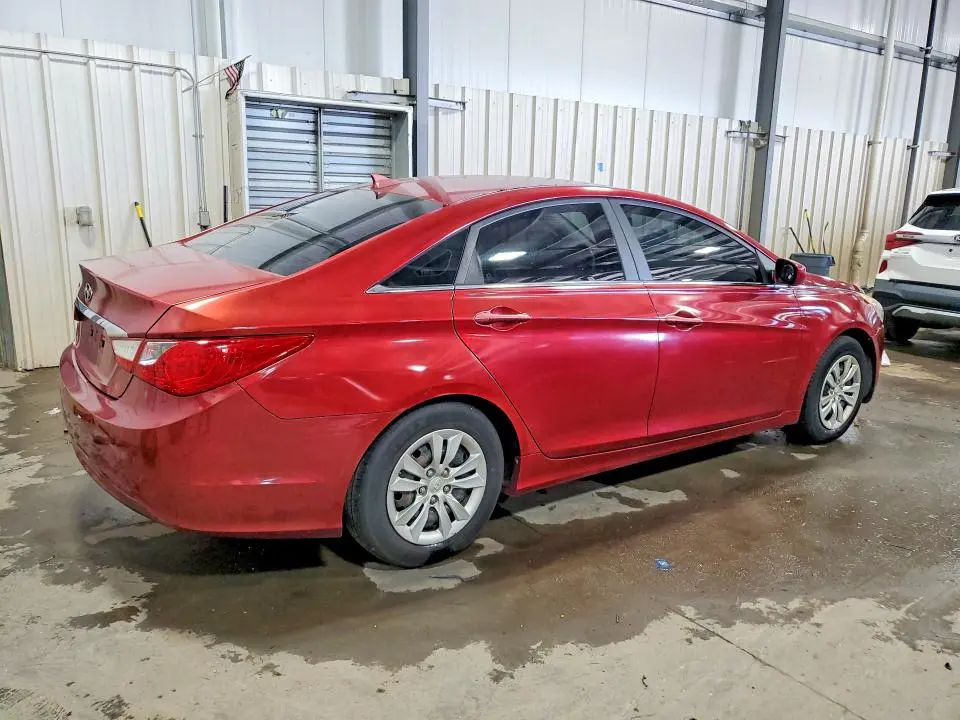 2013 HYUNDAI SONATA GLS  