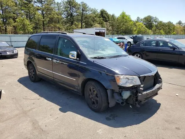 2010 CHRYSLER TOWN & COUNTRY TOURING  